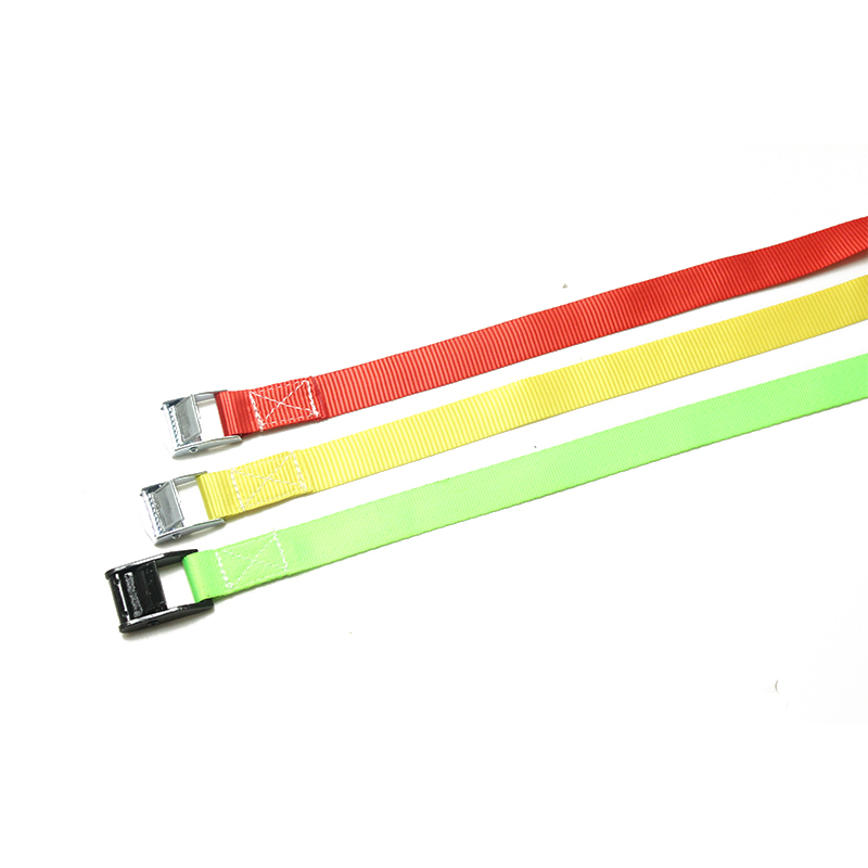 25 mm -es 250 kg -os bütykös csat kötött hevedereket